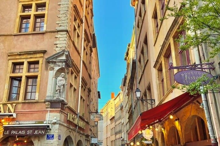 Lione: Tour a Piedi tra Traboules Nascoste e il Centro Storico — foto 5
