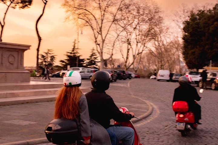 Roma di Notte in Golf Cart — foto 3