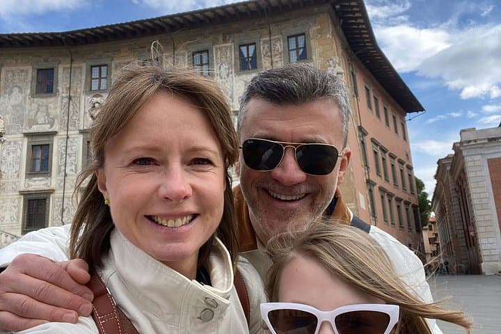 Pisa: Mistero Autoguidato per Salvare la Torre Pendente — foto 3
