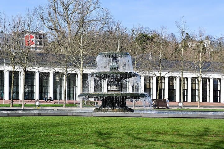 Wiesbaden Stadtführung zu Geschichte, Kultur und Kurtradition — Foto 5