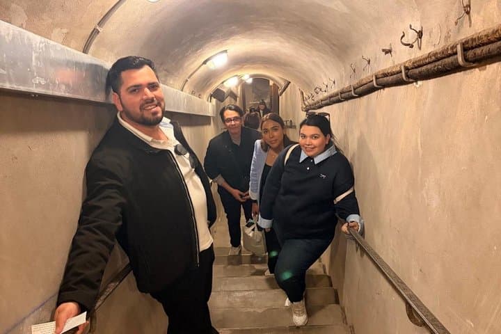 Tour della Storia delle Catacombe e di Parigi Esterno Solo — foto 2