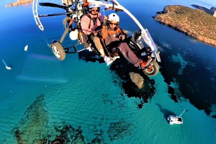 Vols en parapente motorisé autour de l'île d'Ibiza