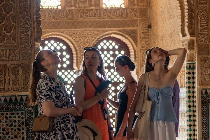 Tour Privado de la Alhambra con entradas a los Palacios Nazaríes — foto 4