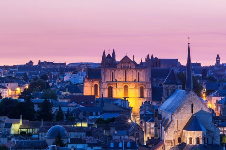 Tour Privado Guiado de Poitiers — foto 2