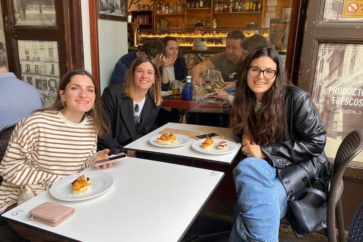 Valencia: Geheimnisse, Geschichte & Tapas Abenteuer in kleiner Gruppe — Foto 5
