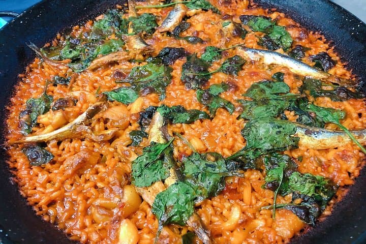 Atelier de Paella et de riz créatifs avec Sangria au centre de Madrid — photo 2