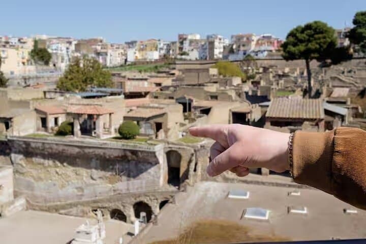 Archäologische Tour durch Herculaneum — Foto 3