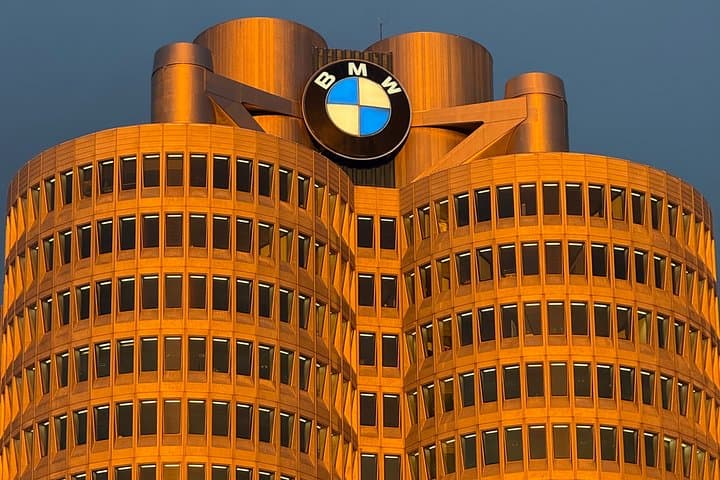 Experiencia Privada en el Olympiapark y el Museo BMW en Múnich