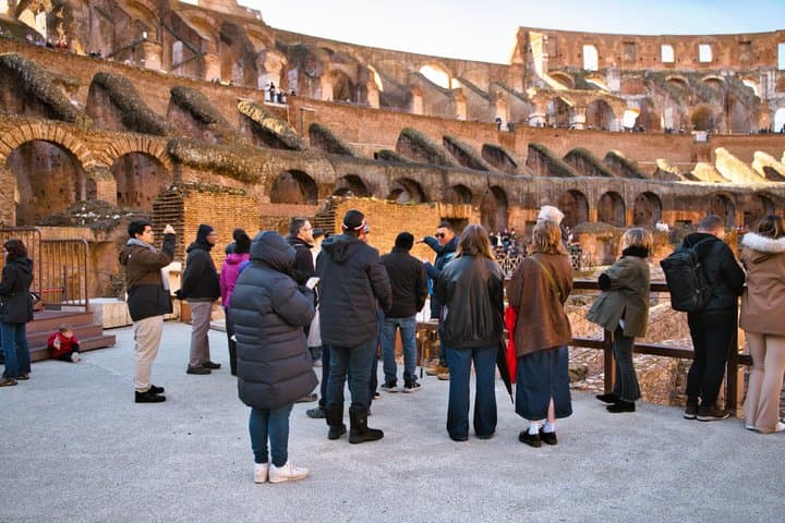 Geführte Tour durch den Arena-Boden des Kolosseums, Forum und Palatin in Rom — Foto 2