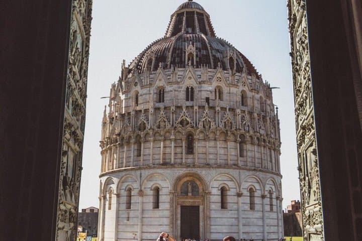 Tour Guidato di Pisa con Torre Pendente, Cattedrale e Battistero — foto 3