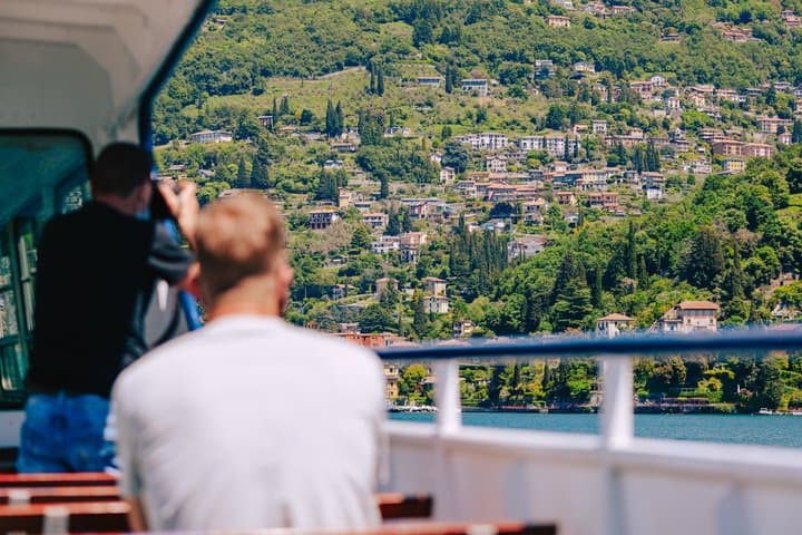 Von Mailand: Tagesausflug nach Como und Bellagio mit malerischer Bootsfahrt auf dem See — Foto 5