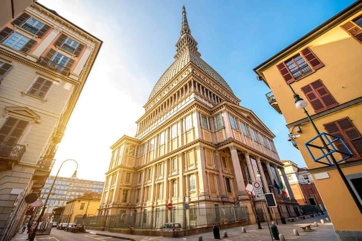 Turin : Visite guidée du Musée National du Cinéma et Café Historique