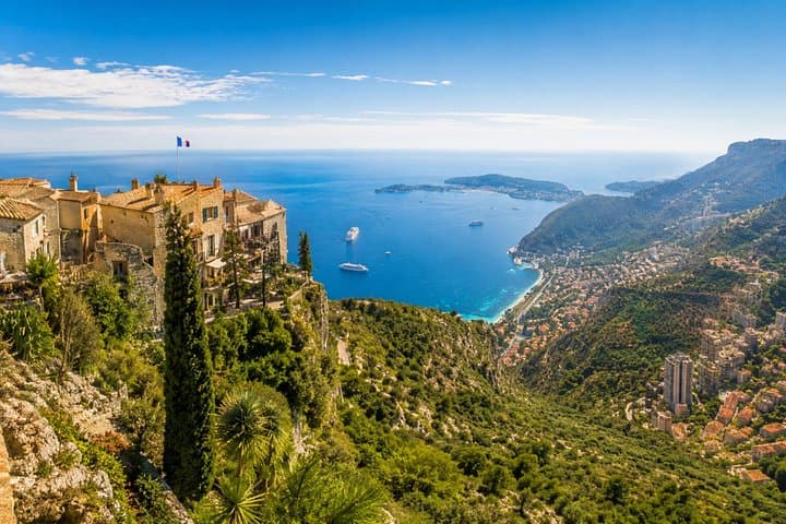 Private Tour von Nizza, Eze & Monaco mit einem Luxus-Elektroauto — Foto 5