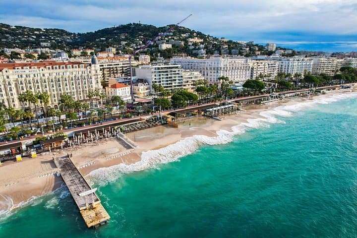 Tour de la ciudad de Cannes y delicias culinarias desde el puerto de cruceros