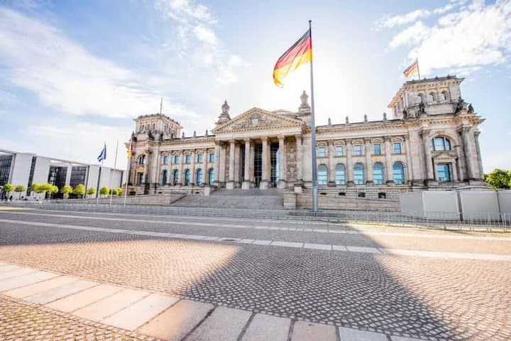 Tour a pie del Reichstag de Berlín y el Memorial del Holocausto