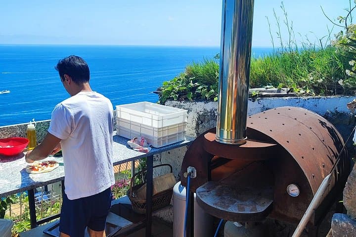 Cours de pizza avec vue sur la mer d'Amalfi