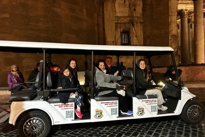 Tour Nocturno en Golf Cart de 2 Horas por Roma con Recogida en el Hotel — foto 2