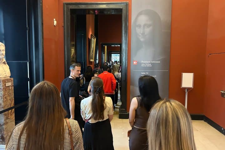 Tour semi-privato del Museo del Louvre a Parigi — foto 5