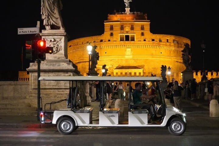 Rom Nacht-Golfwagen-Tour mit Gelato — Foto 4