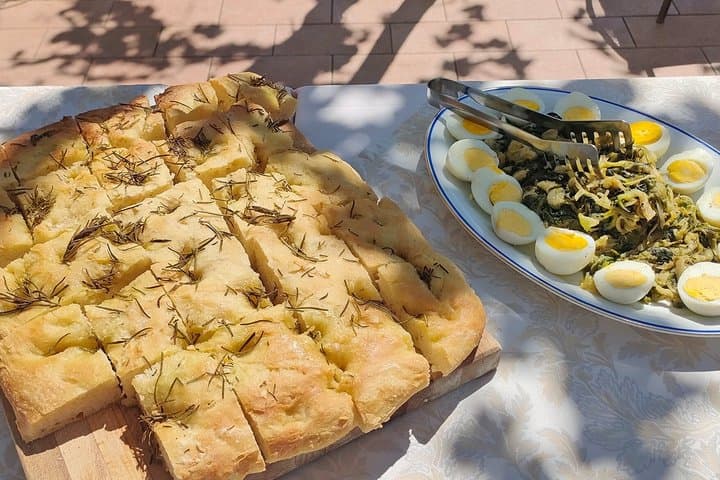 Passeggiata guidata nelle colline veronesi con pasto vegetariano di stagione — foto 5
