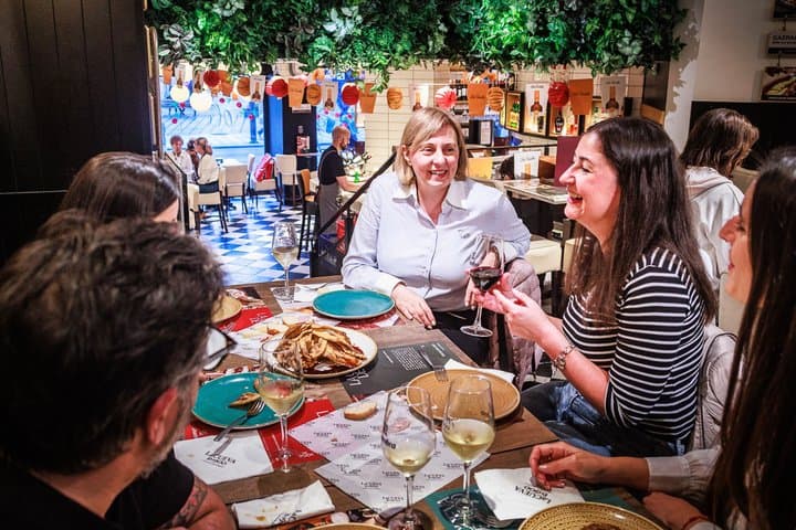 Granada Tapas and Wine Small Group Tour — photo 3