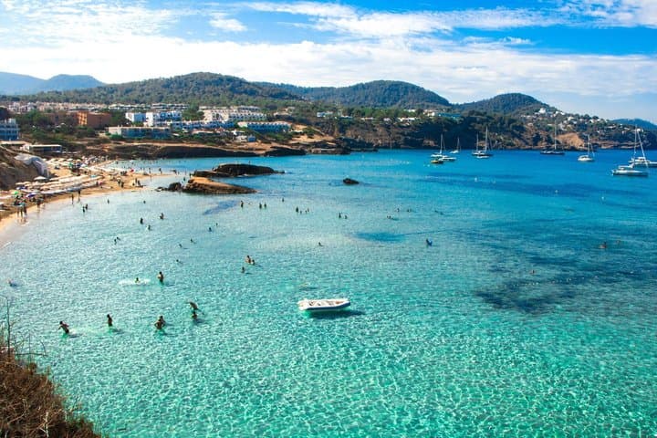 Tour Privado de Playa en Ibiza con Cala Comte y Es Vedra — foto 2