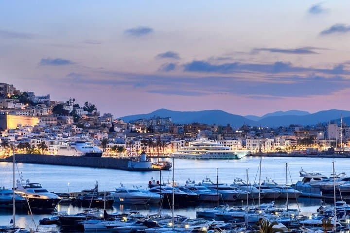 Tour Privato al Tramonto di Ibiza con Vista su Es Vedra