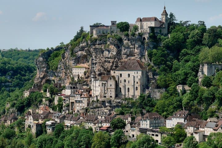 Rocamadour: Excursión de un día para peregrinos, milagros y fe medieval — foto 3