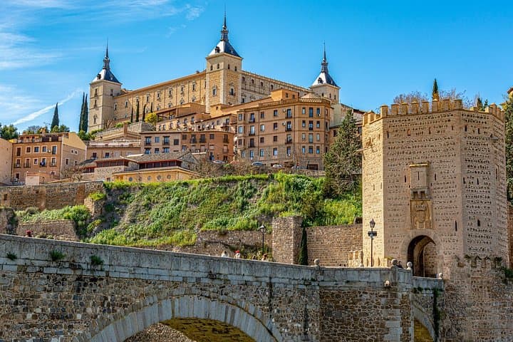 Siviglia: Ingresso Prioritario al Real Alcázar + Audioguida