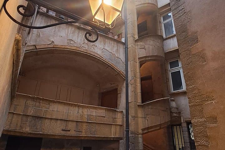 Big Traboules in Little Lyon Tour Privato a Piedi — foto 5