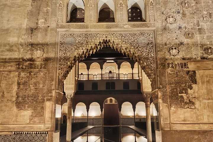 Visite nocturne de l'Alhambra pour petits groupes