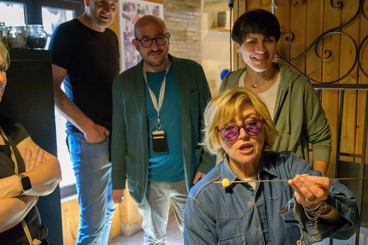 Laboratorio di lavorazione del vetro e passeggiata a Murano — foto 2