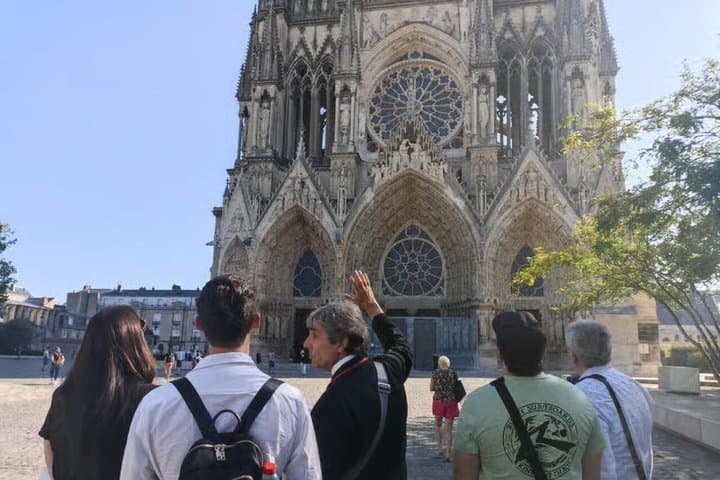 Excursión de un día a Champagne desde París con catas y visita a Reims — foto 3