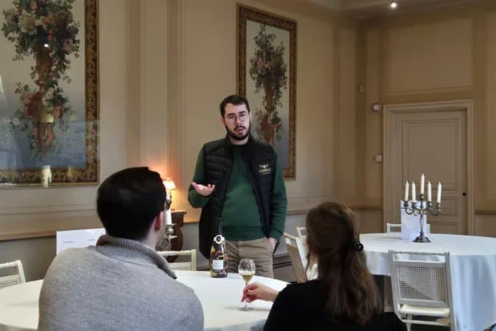 Excursión de un día a Champagne desde París con catas y visita a Reims — foto 1