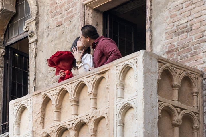 Esperienza di Accesso Veloce al Cortile e al Balcone di Giulietta — foto 4