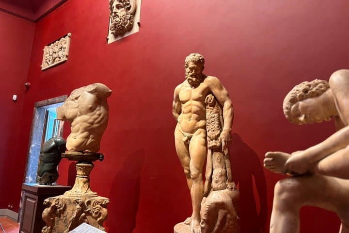 Visita Guiada a la Galería Uffizi con Entrada Reservada al Corredor Vasari — foto 5