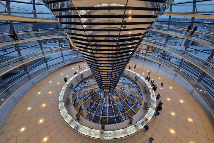 Recorrido por el Barrio Gubernamental con Cámara y Cúpula del Reichstag — foto 3