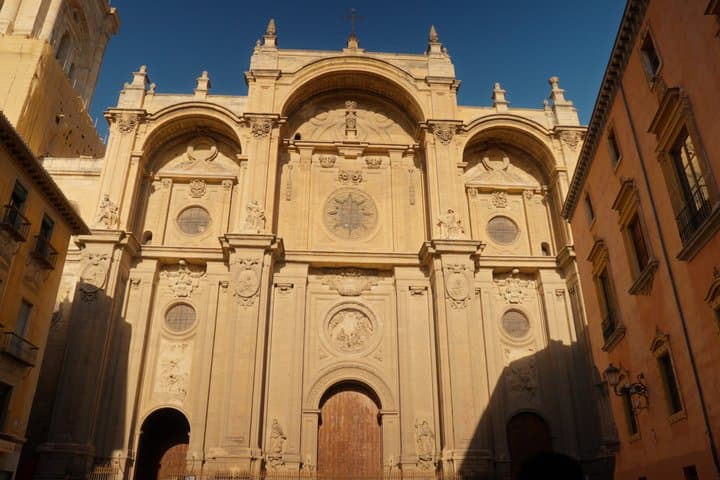 Granada : visite guidée de la Chapelle Royale à pied — photo 3