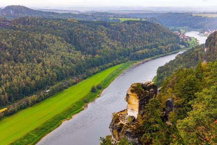 Berlin: Dresden, Saxon Switzerland and Bastei Bridge Day Trip — photo 4