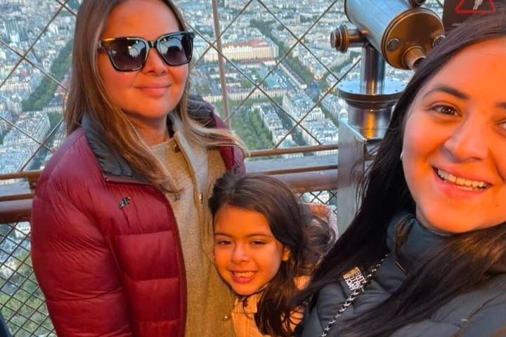 Tour de la Torre Eiffel en español con acceso en ascensor — foto 4