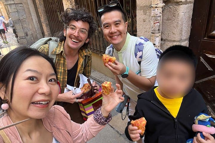 Colazione Esperienziale: Mangia e Scopri i Passaggi Segreti — foto 2