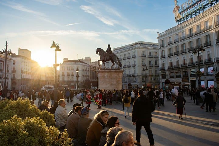 Tour de medio día en grupo reducido por Madrid con el Palacio Real — foto 5