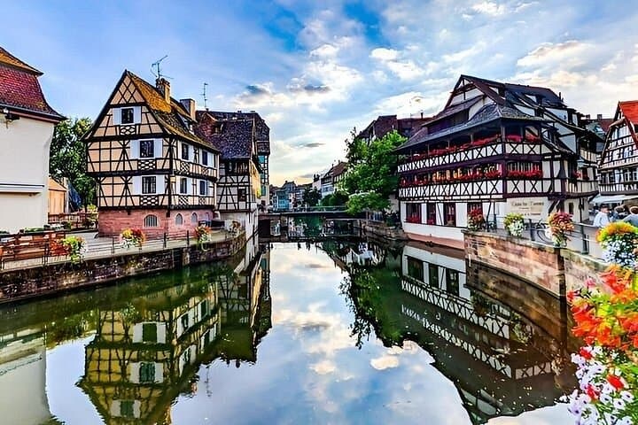 Paseo en bicicleta y tour de degustación en Estrasburgo