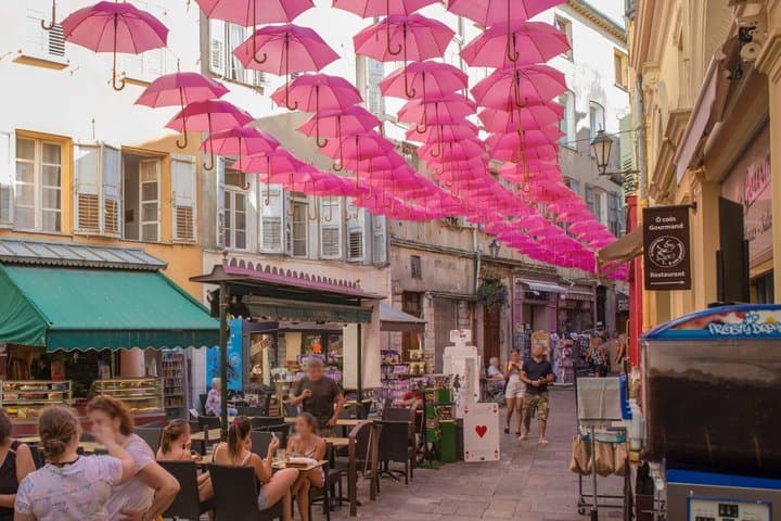 Ganztägige Gruppentour durch die Provence und ihre mittelalterlichen Dörfer ab Nizza — Foto 4