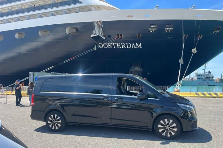 Transfer vom Flughafen Rom Fiumicino in luxuriösem Privattransport — Foto 2