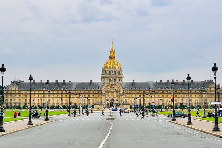 Tour en grupo reducido de la Tumba de Napoleón y Les Invalides, París