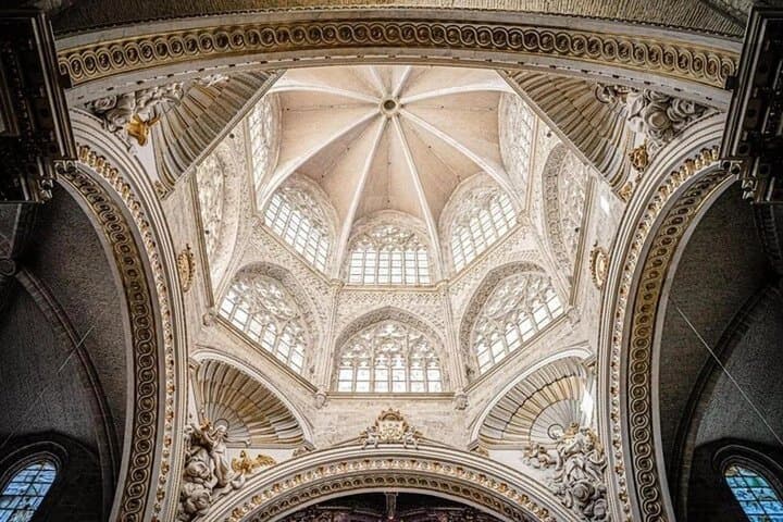 Kathedrale von Valencia, Heiliger Gral, Seidenbörse & Weinverkostung — Foto 3