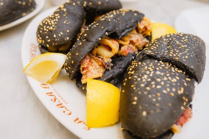 Madrid: Kleingruppen-Foodtour mit Tapas, Wein & Vermouth — Foto 2