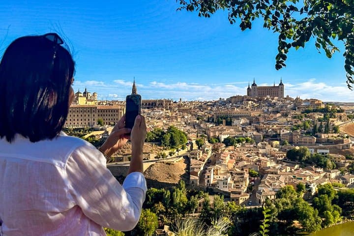 Tagesausflug nach Toledo und Segovia von Madrid — Foto 2