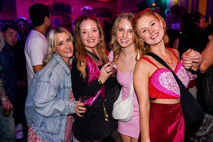 Madrid Pub Crawl: Ingressi ai Club, Bar e Shot — foto 3